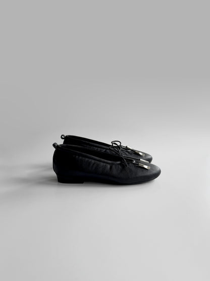 Majadera Black